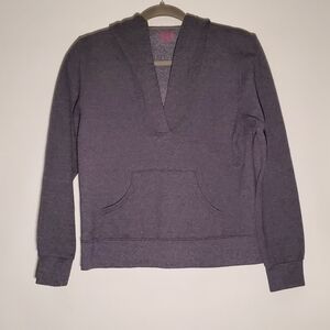 Fruit of the Loom- Pullover Hoodie-Women's- Size Small- Gray